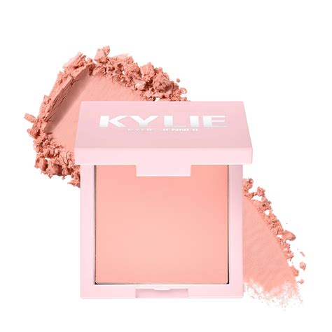 Kylie Jenner pink blusher